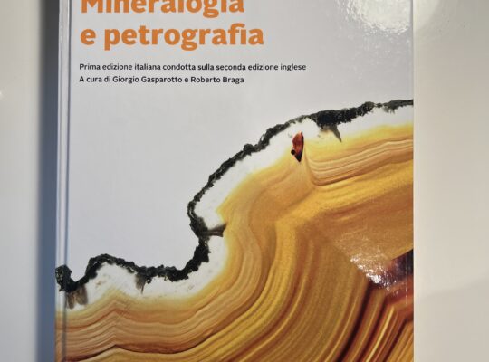 Mineralogia e Petrografia Klein